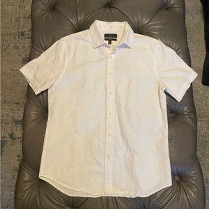 Banana Republic linen/cotton slim short sleeve shirt